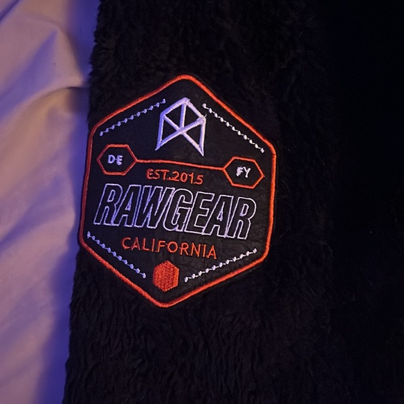 RAWGEAR sweater from 2015 still got tag and in great condition with original bag - Picture 2 of 5